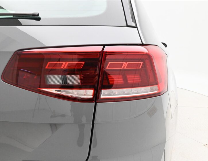 Volkswagen Passat Kombi 2,0 l 110 kw