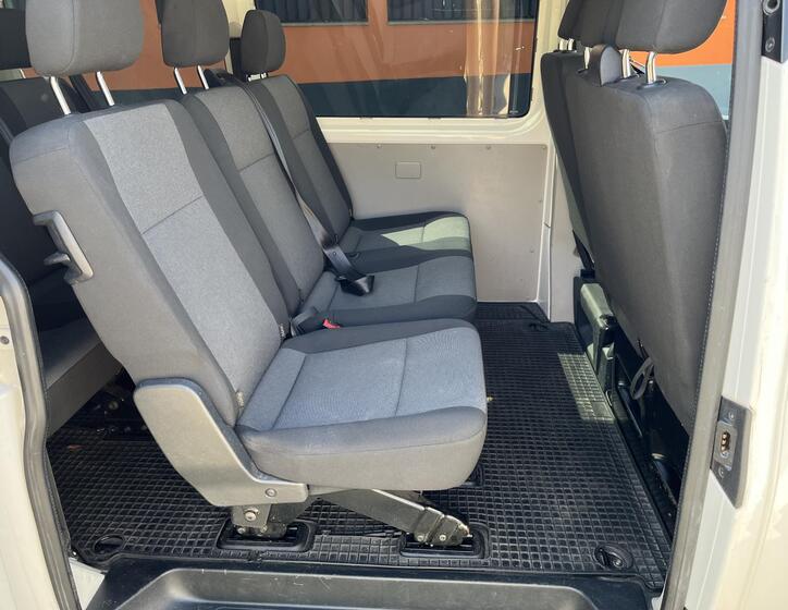 Volkswagen Transporter 17