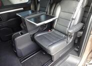 Peugeot Traveller 26