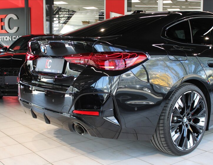 BMW Řada 4 Sedan / Limuzína 2,0 l 140 kw