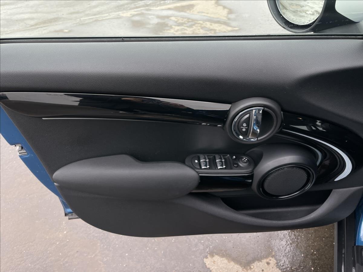 Mini Cooper Hatchback 1,5 l 100 kw