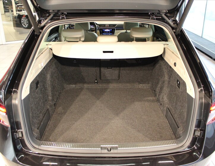 Škoda Superb Kombi 2,0 l 140 kw