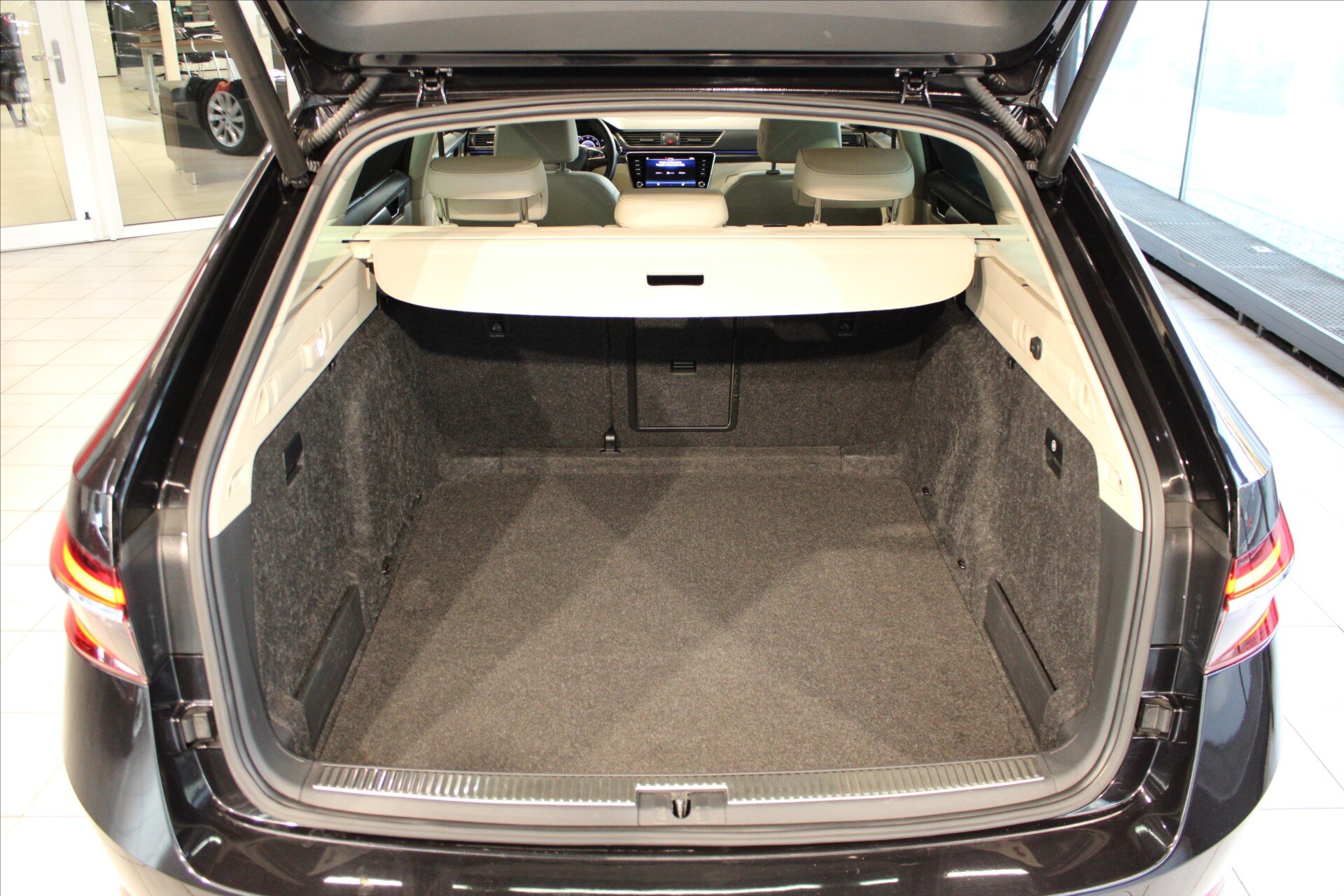 Škoda Superb Kombi 2,0 l 140 kw