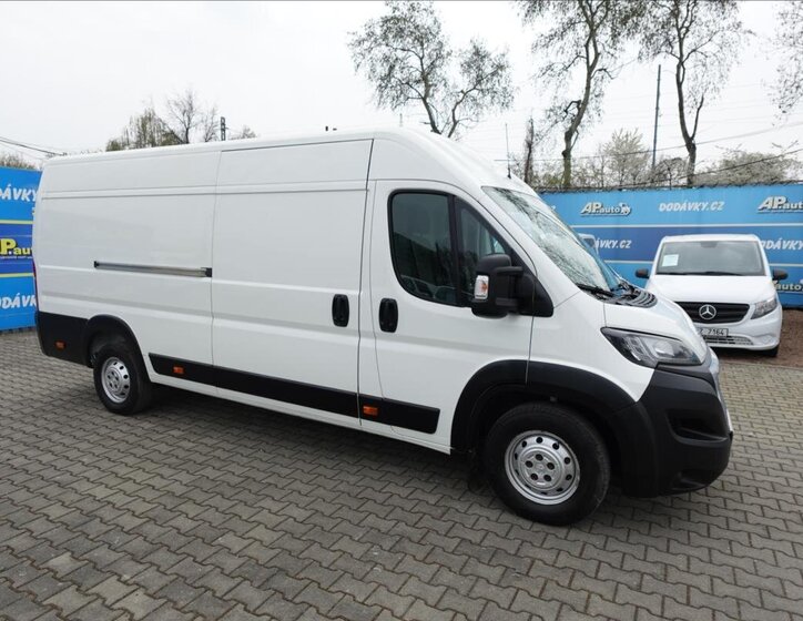 Peugeot Boxer Ostatní 2,2 l 121 kw