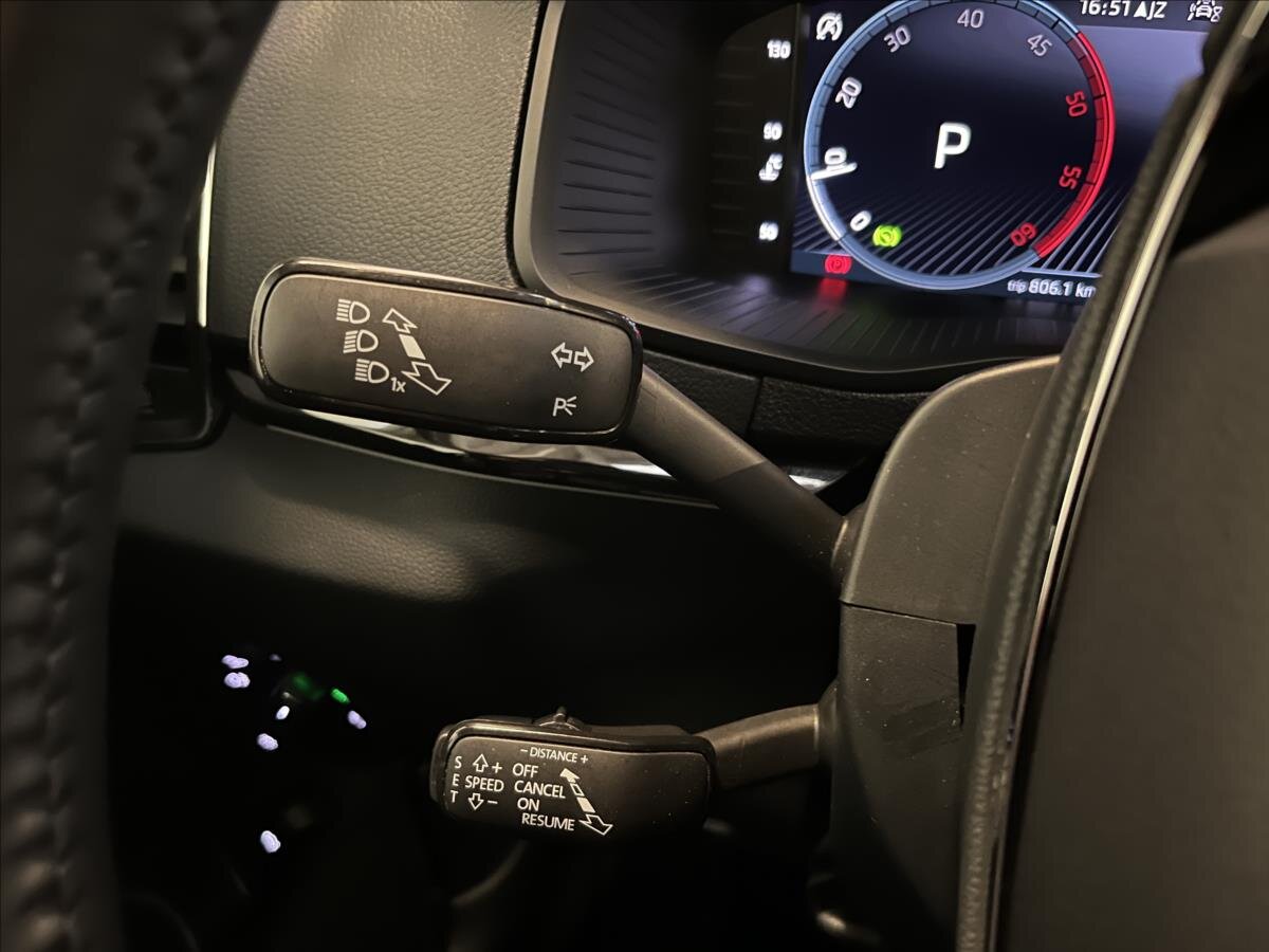 Škoda Karoq SUV 2,0 l 110 kw