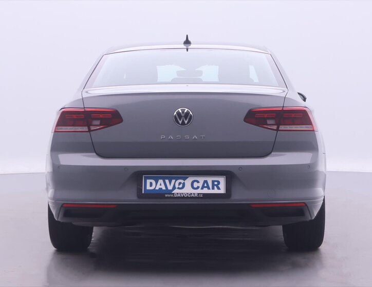 Volkswagen Passat Sedan 1,5 l 110 kw