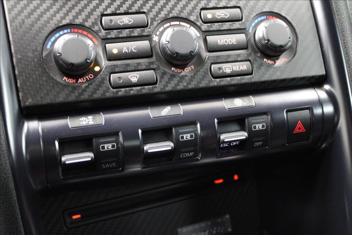 Nissan GT-R Kupé 3,8 l 390 kw