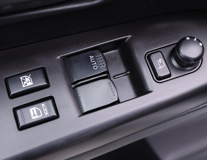 Fiat Sedici Hatchback 1,6 l 88 kw