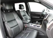 Jeep Grand Cherokee 32