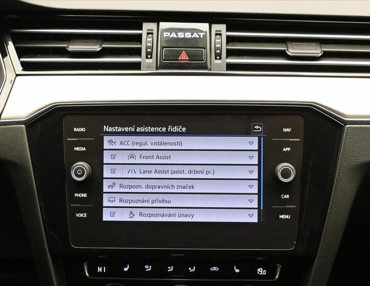 Volkswagen Passat 20