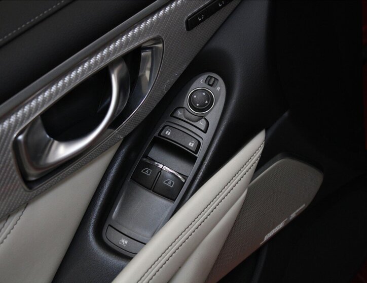 Infiniti Q60 Kupé 3,0 l 298 kw