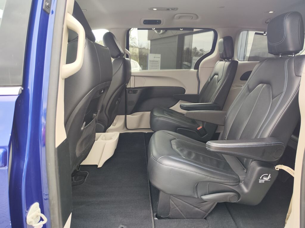 Chrysler Pacifica MPV 3,6 l 214 kw