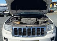 Jeep Grand Cherokee 29