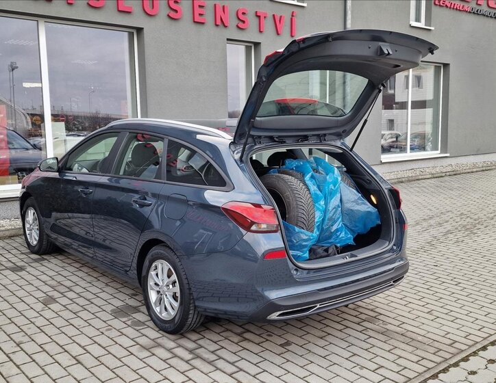 Hyundai i30 Kombi 1,6 l 85 kw