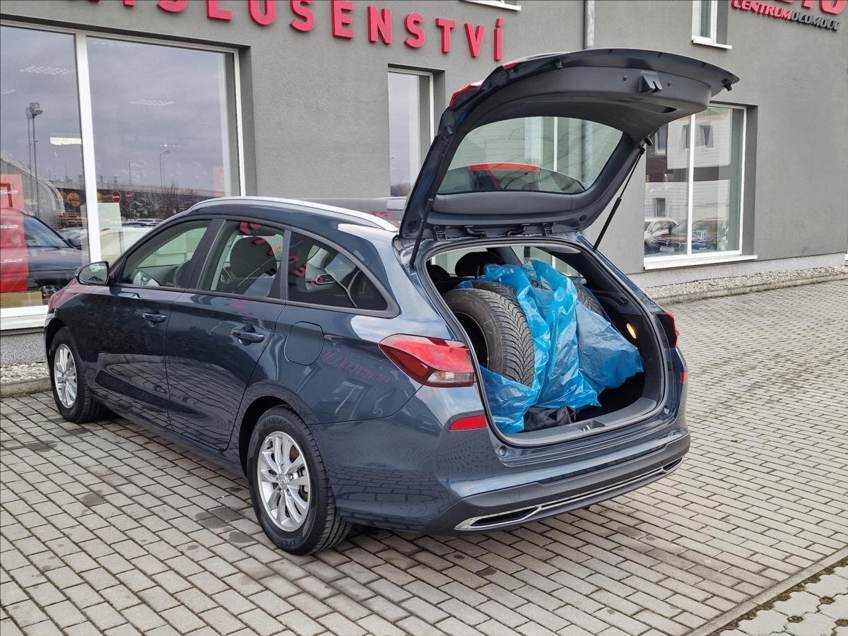 Hyundai i30 Kombi 1,6 l 85 kw