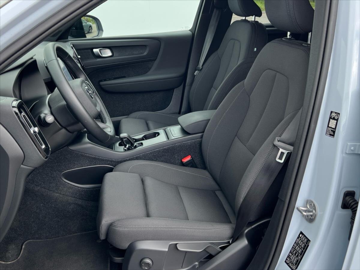 Volvo EX40 Kombi 0,0 175 kw