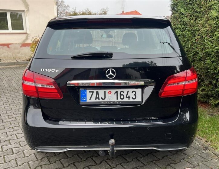 Mercedes-Benz Třídy B Kombi 1,5 l 80 kw