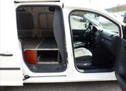 Volkswagen Caddy Skříň 1,6 l 75 kw