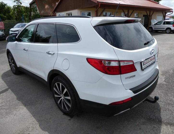 Hyundai Grand Santa Fe 7