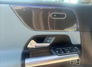 Mercedes-Benz Třídy B Hatchback 1,3 l 120 kw