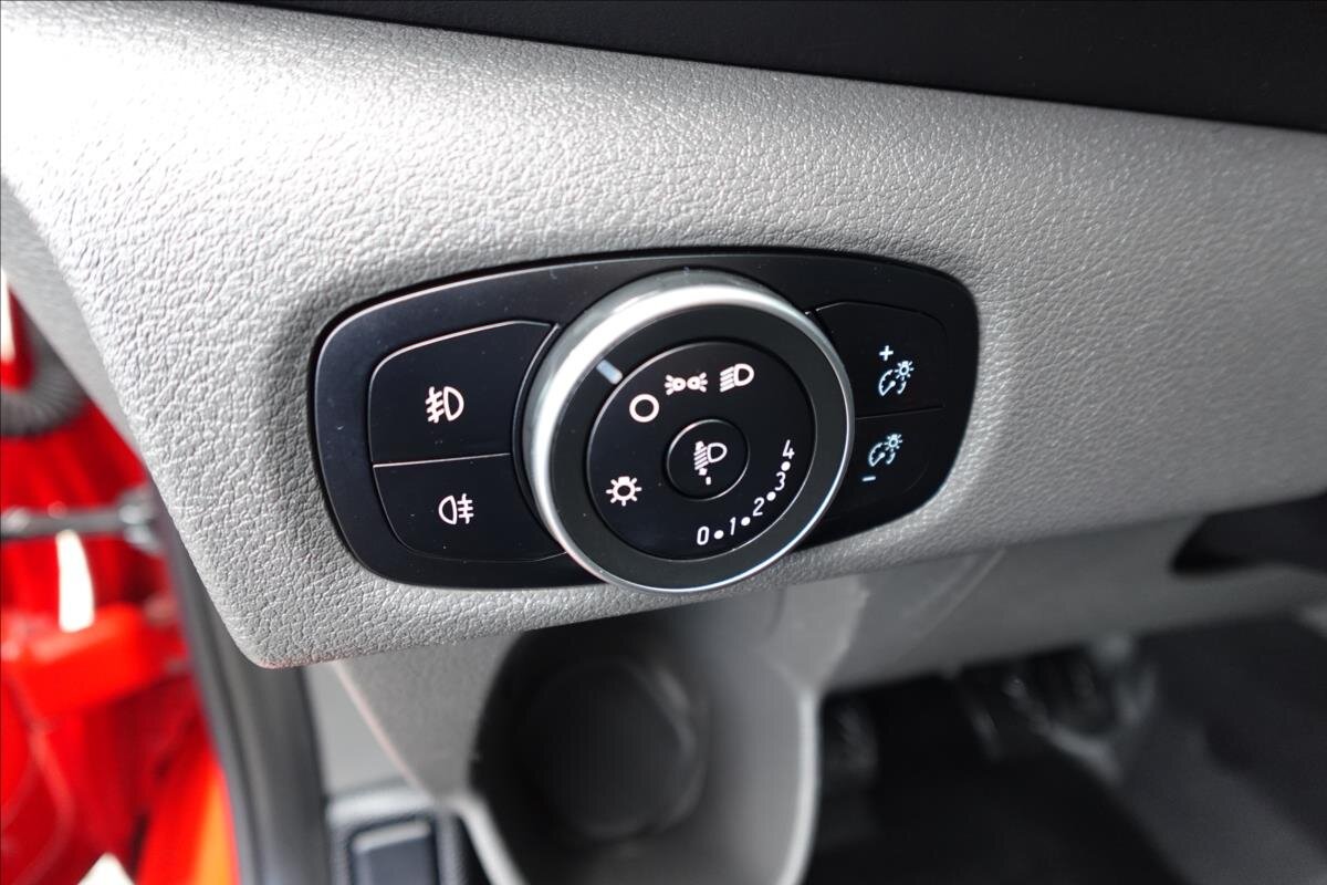 Ford Transit Custom Ostatní 2,0 l 77 kw