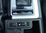 Toyota Land Cruiser SUV / Terénní 2,8 l 130 kw