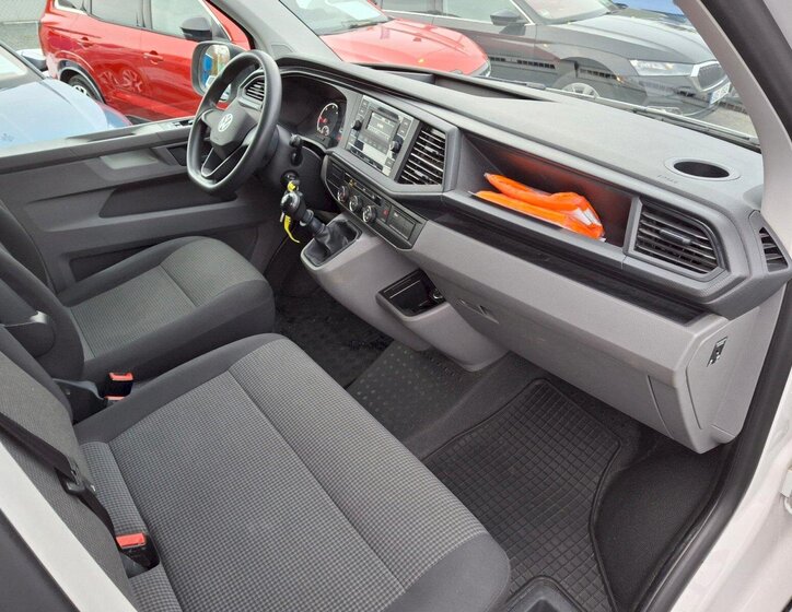 Volkswagen Transporter 24