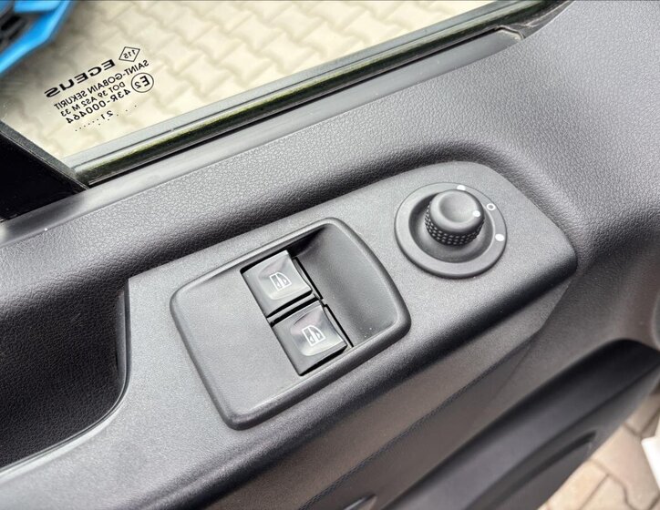 Renault Trafic Skříň 2,0 l 88 kw