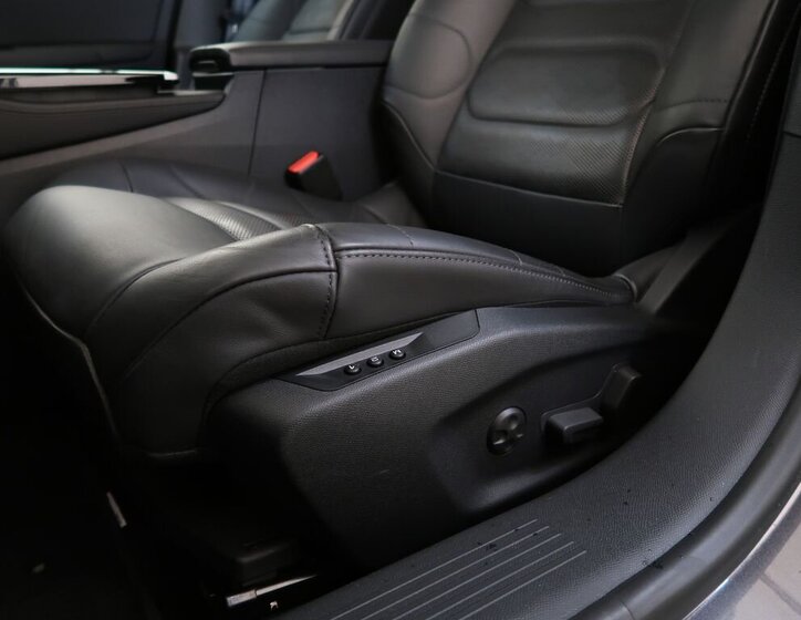 Citroën C5 X Kombi 1,6 l 133 kw