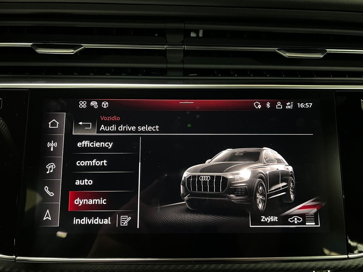 Audi Q8 SUV 3,0 l 290 kw