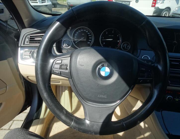 BMW Řada 5 11