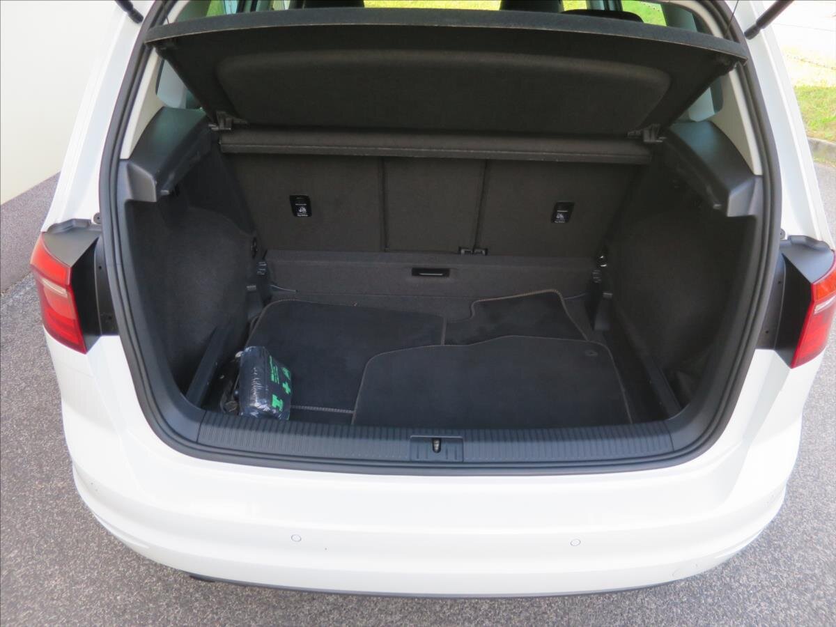 Volkswagen Golf Sportsvan Kombi 1,4 l 92 kw