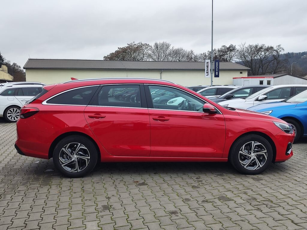 Hyundai i30 Kombi 998,0 88 kw