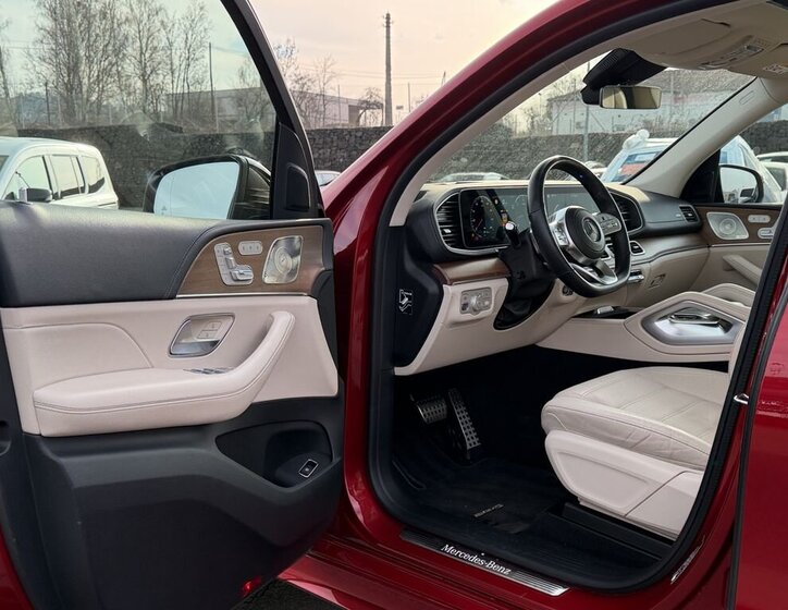 Mercedes-Benz GLS SUV / Terénní 2,9 l 243 kw