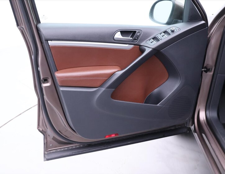 Volkswagen Tiguan SUV / Terénní 2,0 l 132 kw