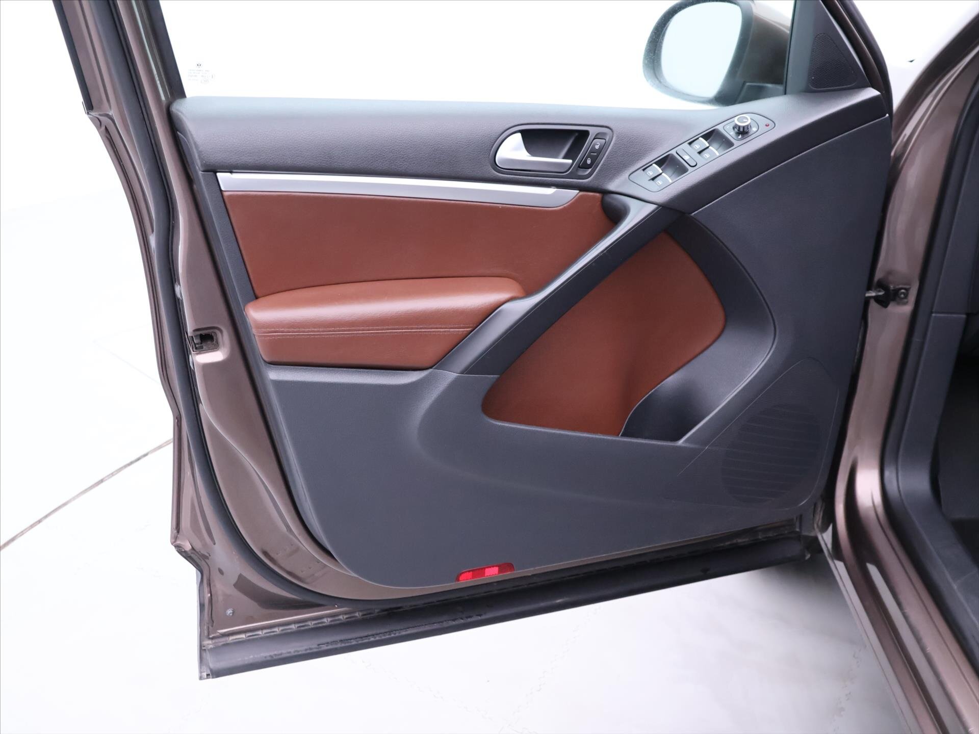 Volkswagen Tiguan SUV / Terénní 2,0 l 132 kw