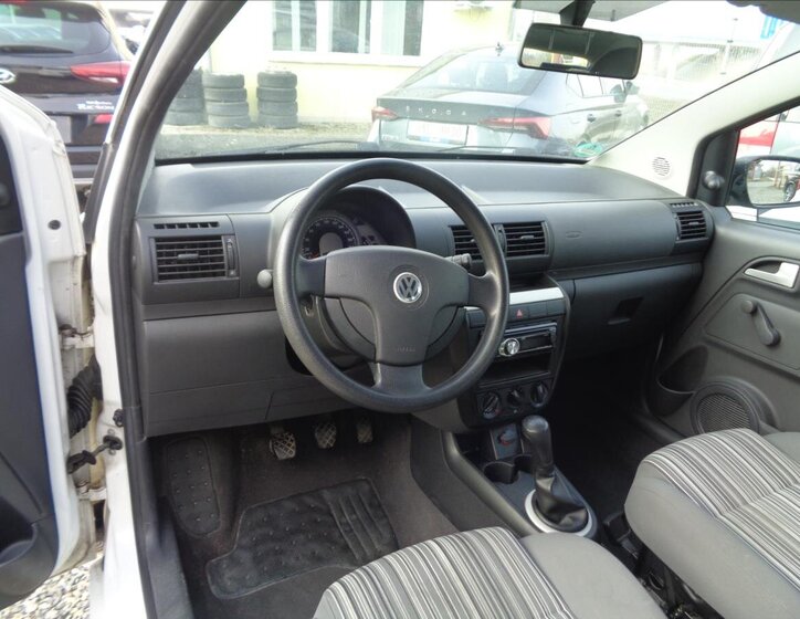 Volkswagen Fox Hatchback 1,2 l 40 kw