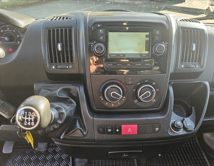 Peugeot Boxer 12
