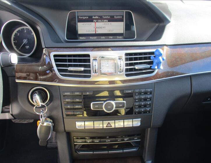 Mercedes-Benz Třídy E 17