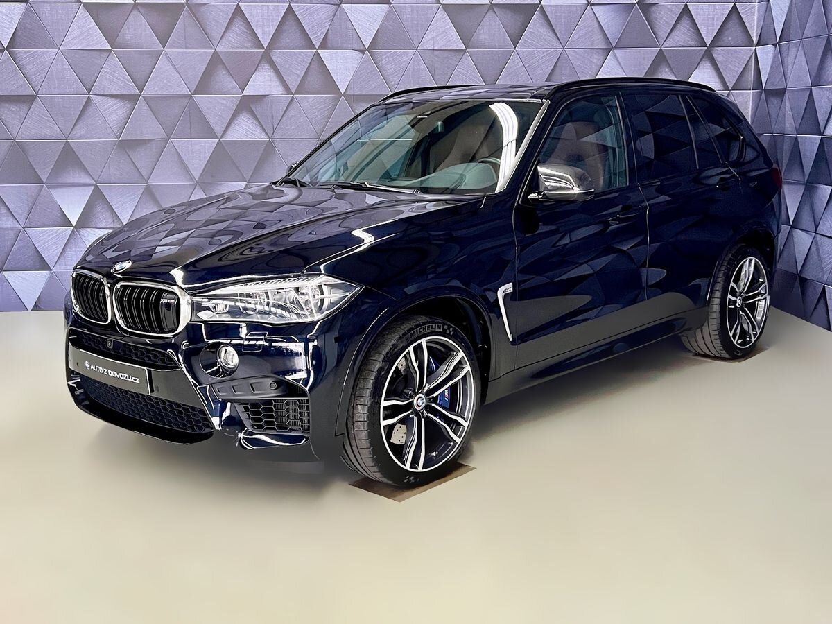 BMW X5 SUV / Terénní 4,4 l 423 kw