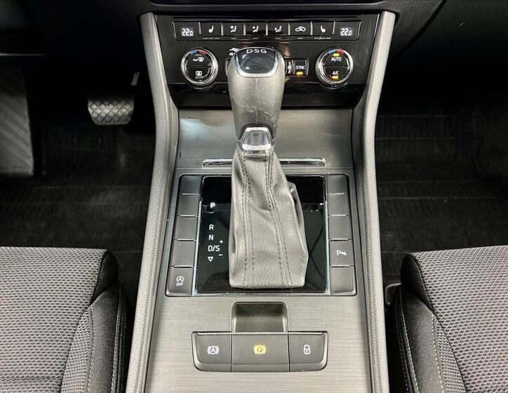 Škoda Superb Kombi 2,0 l 110 kw