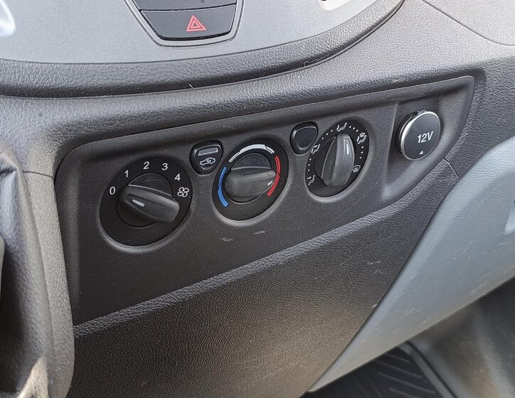 Ford Transit Ostatní 2,0 l 96 kw