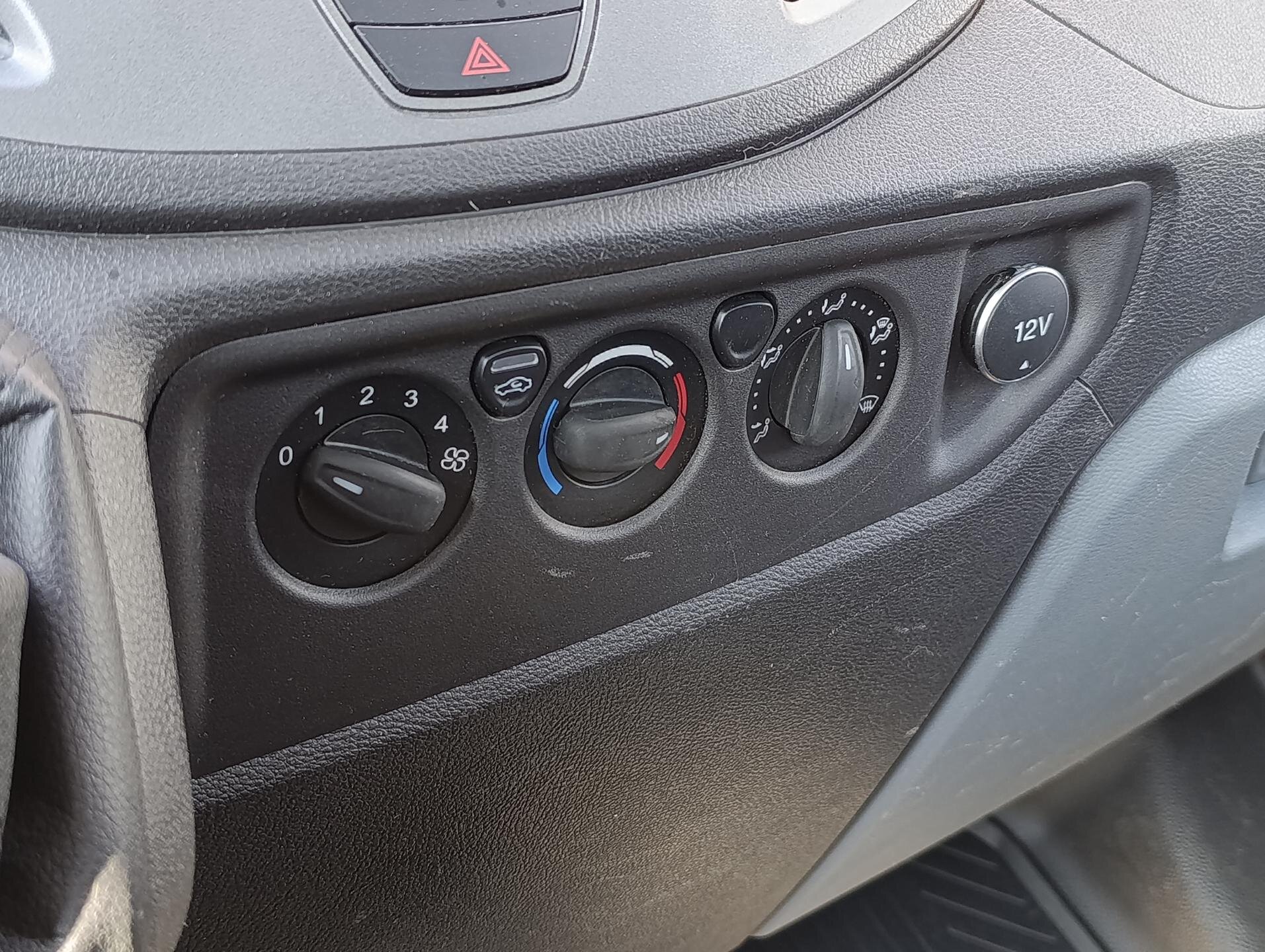 Ford Transit Ostatní 2,0 l 96 kw