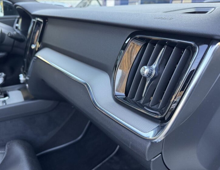 Volvo V60 Kombi 2,0 l 110 kw