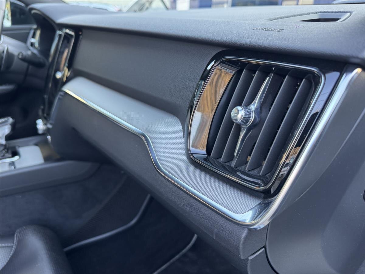 Volvo V60 Kombi 2,0 l 110 kw