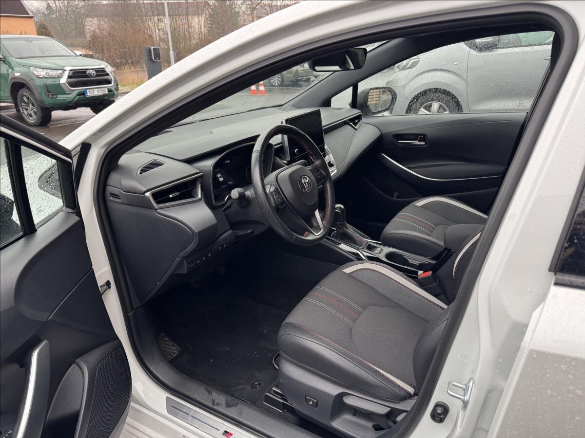 Toyota Corolla Sedan / Limuzína 1,8 l 72 kw