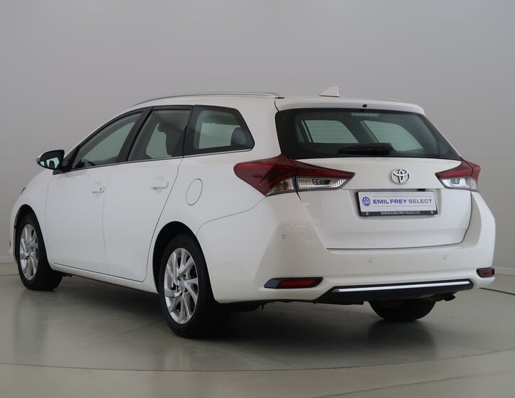 Toyota Auris Kombi 1,6 l 97 kw