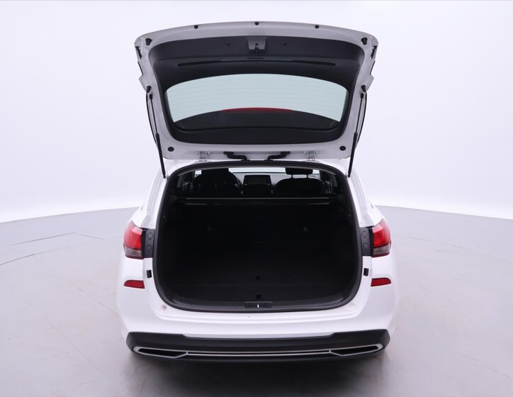 Hyundai i30 Kombi 1,5 l 118 kw