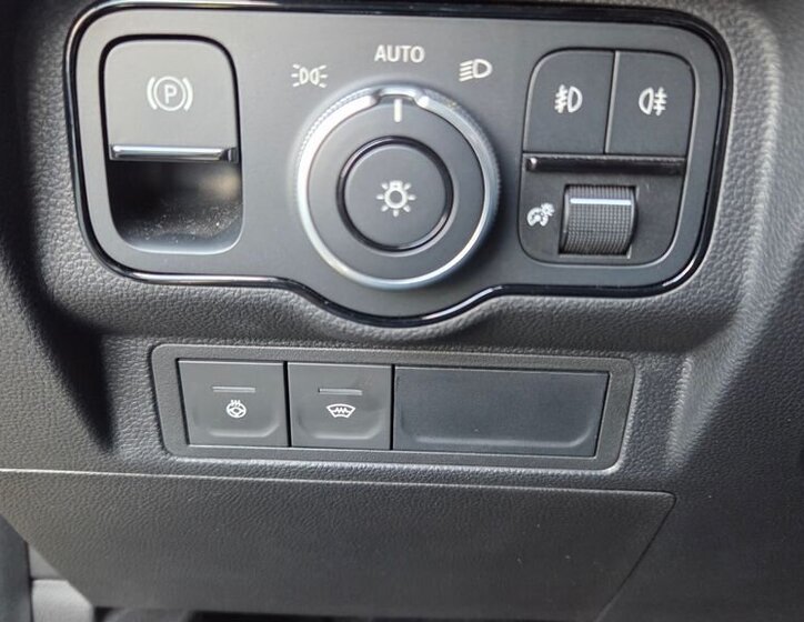 Mercedes-Benz Třídy T MPV 1,5 l 85 kw