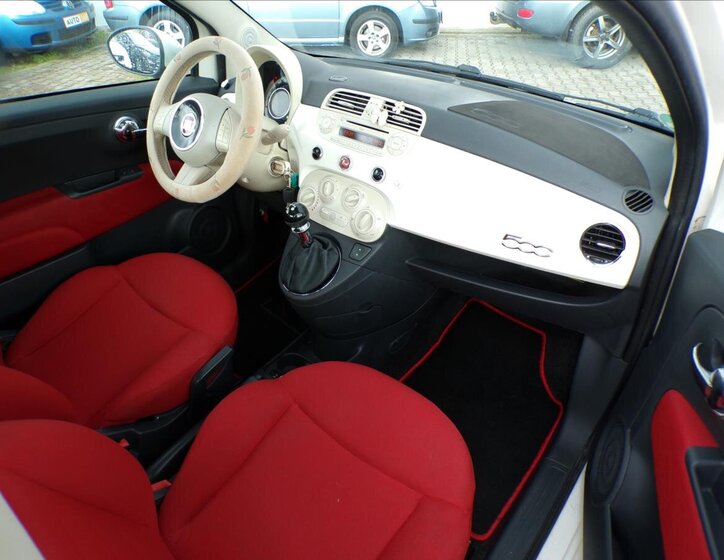 Fiat 500 Hatchback 1,2 l 51 kw